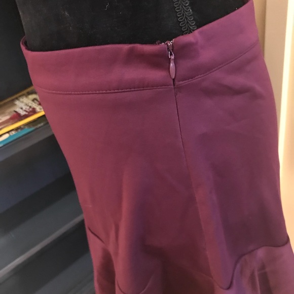 Piperlime Collection Maroon Skirt S - Picture 3 of 4